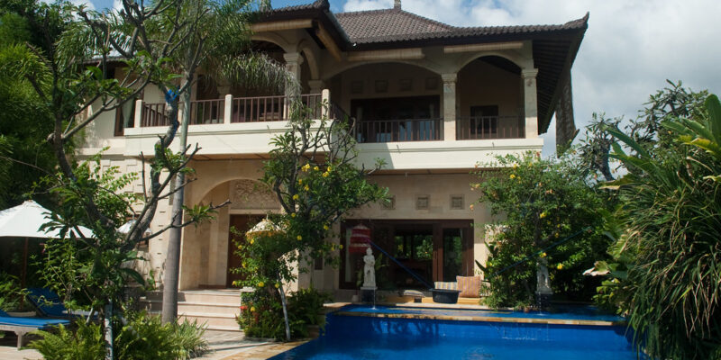Strategi Direct Booking untuk Villa dan Hotel Bali: Kurangi Komisi OTA hingga 25%